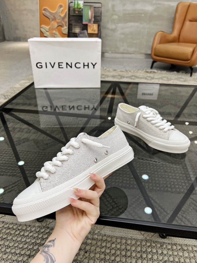 Gucci Casual Shoes